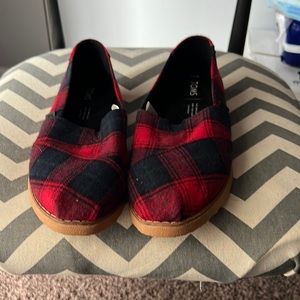 Black and red plaid Tom’s